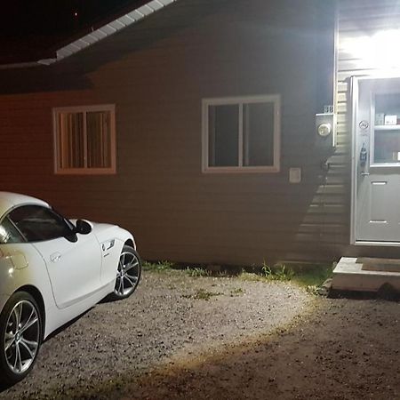 Preferred Rooms By Crestview Guest House Chapleau Εξωτερικό φωτογραφία